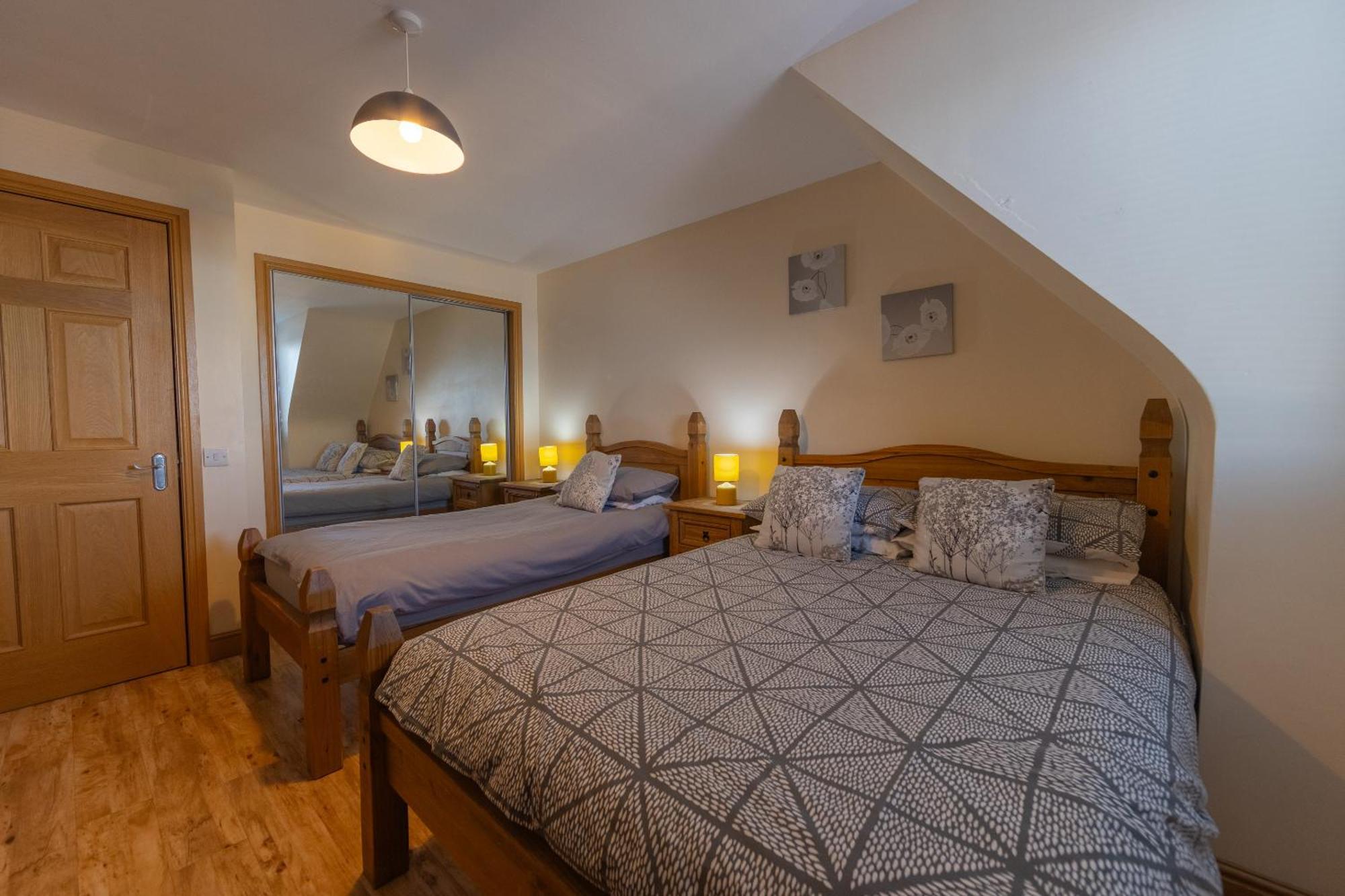 סטרנריר Quay Head View Aparthotel חדר תמונה